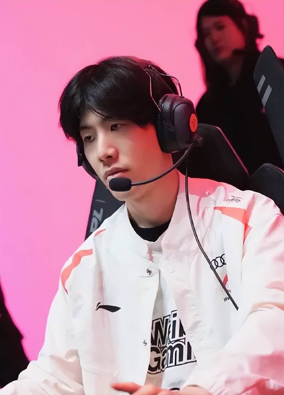 动新一轮的 动新一轮的